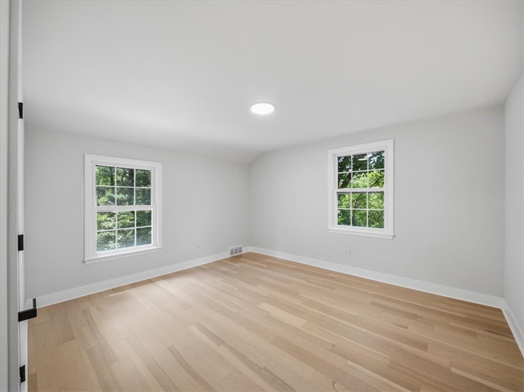 150 Maple Dr