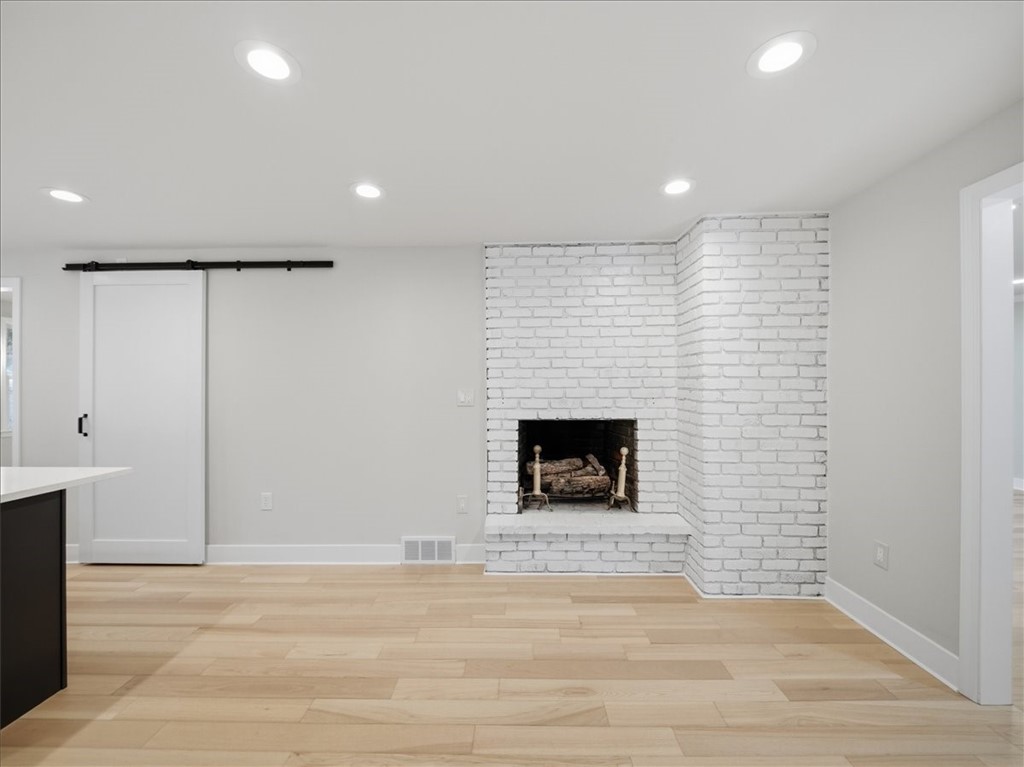 150 Maple Dr