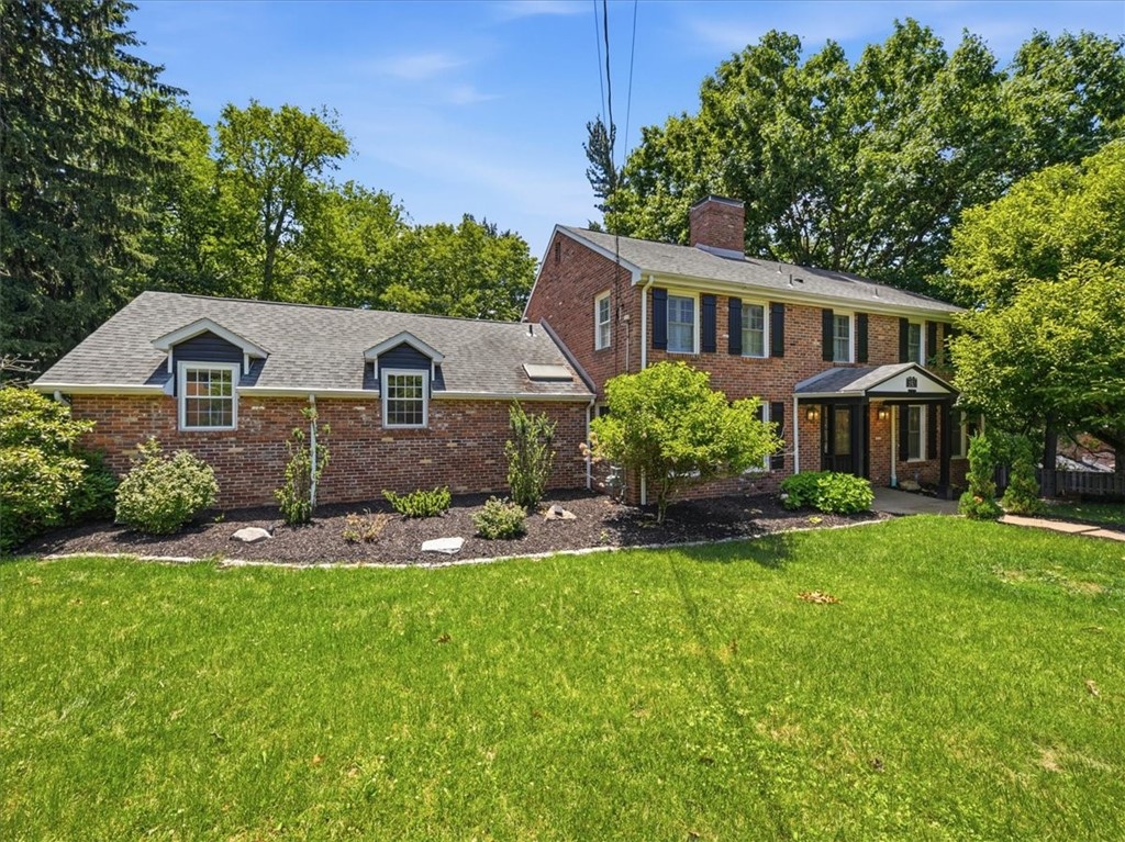 150 Maple Dr