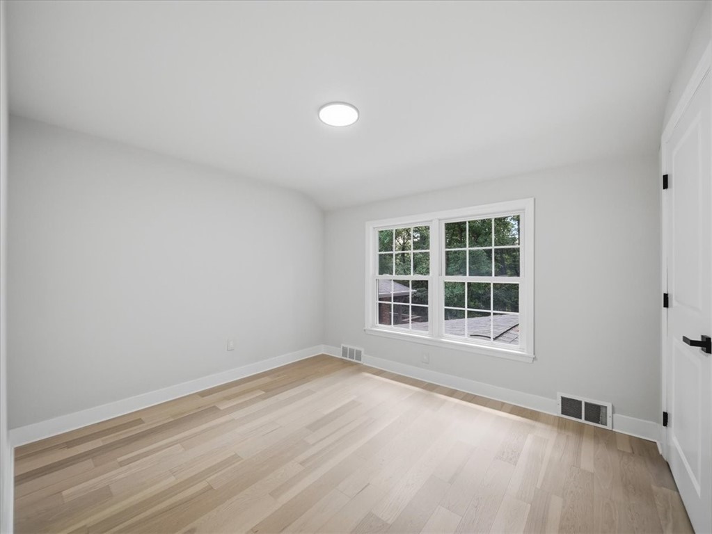 150 Maple Dr