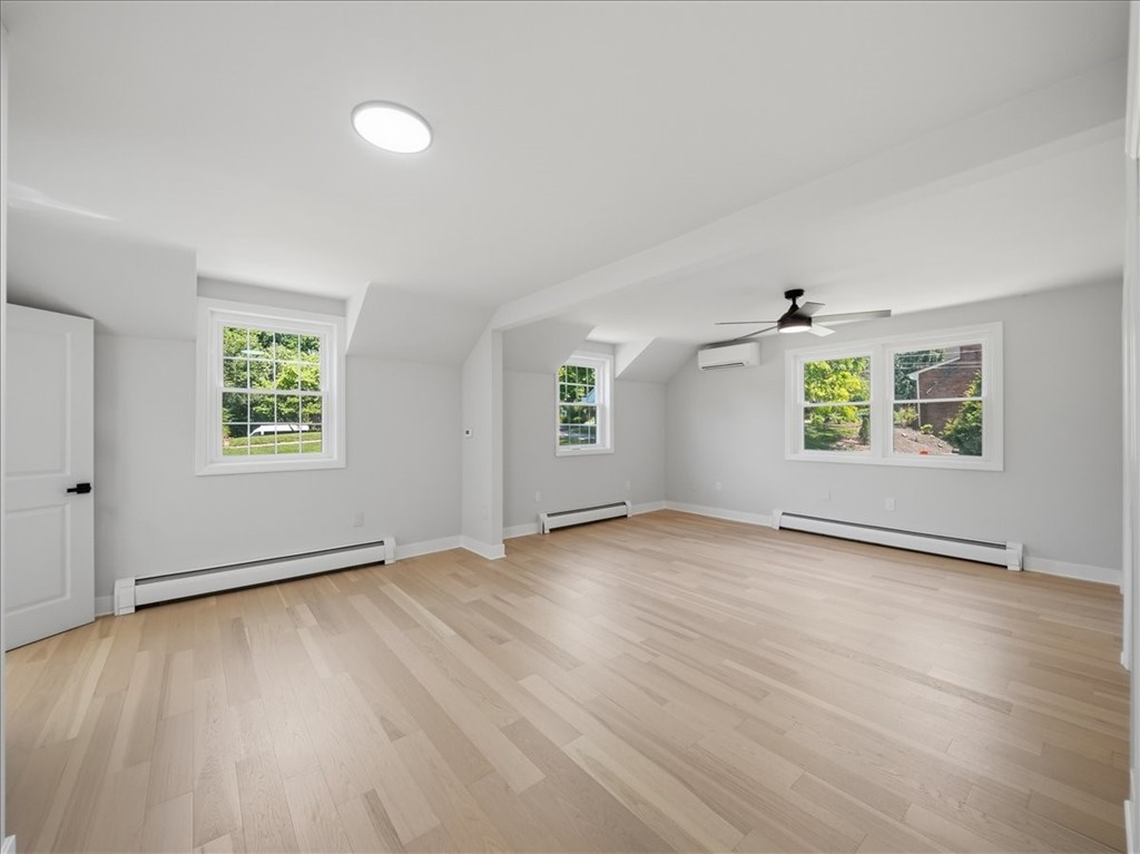 150 Maple Dr