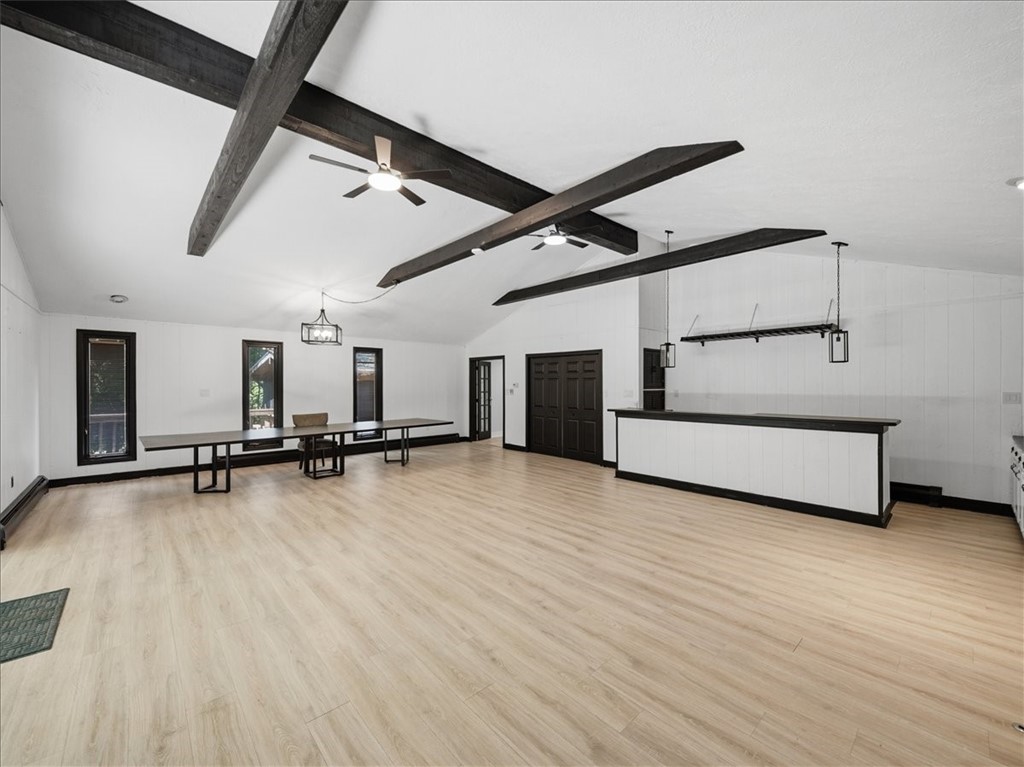 150 Maple Dr