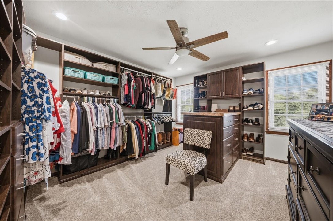 121 Northbrook Dr