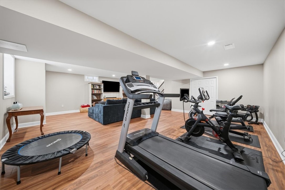 121 Northbrook Dr