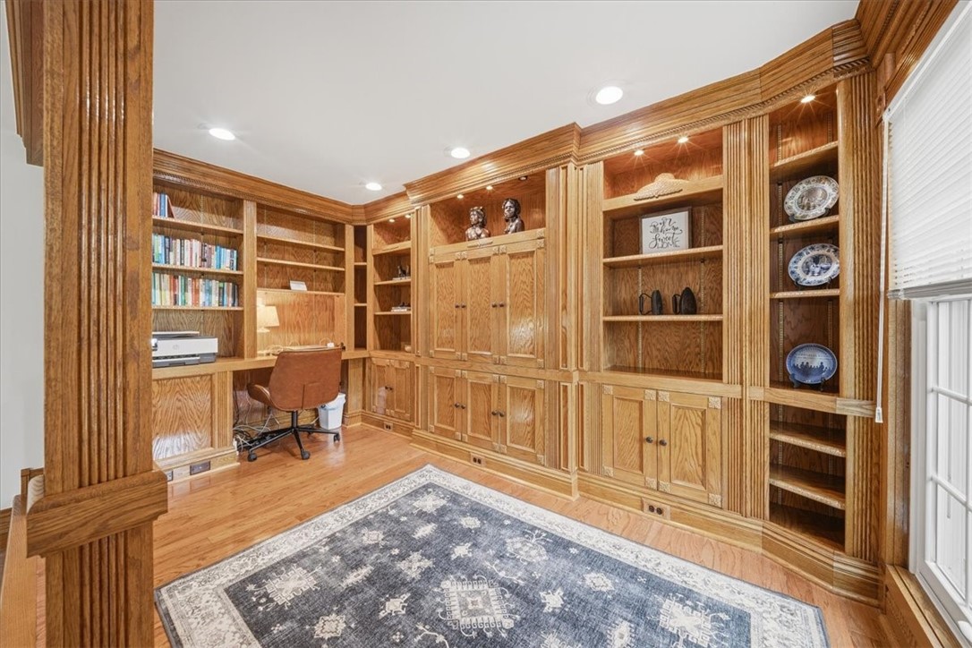 121 Northbrook Dr