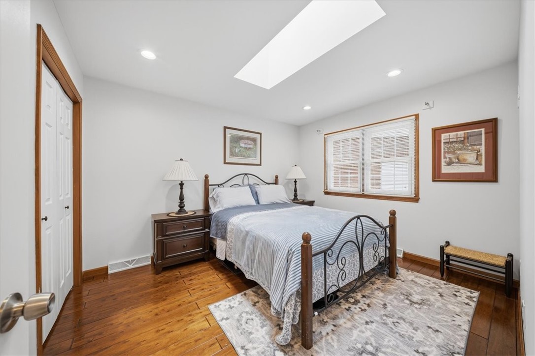 121 Northbrook Dr