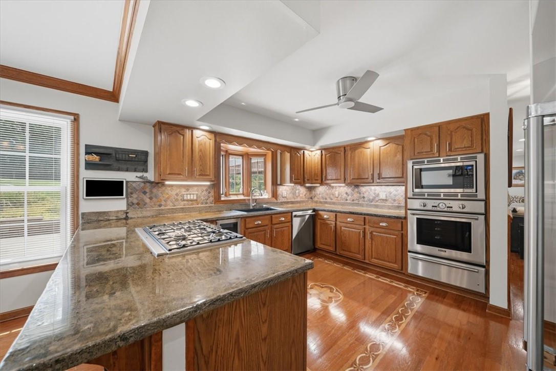 121 Northbrook Dr
