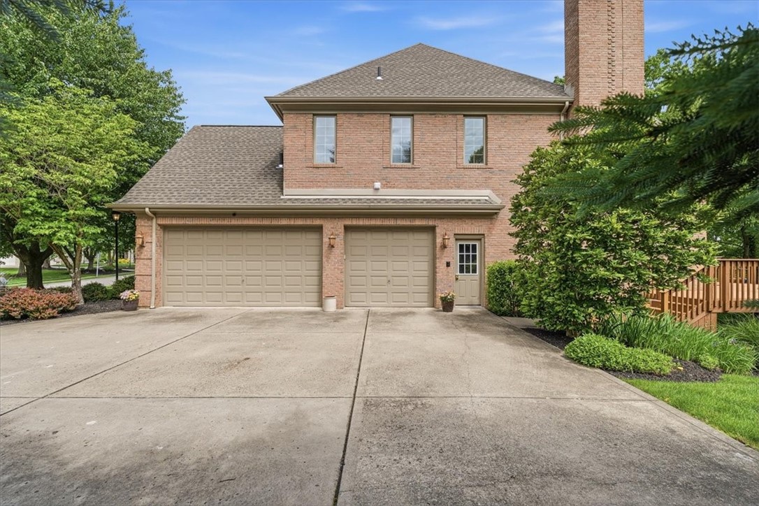 117 Lyndhurst Cir