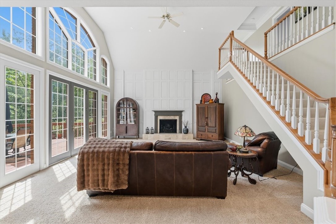 117 Lyndhurst Cir