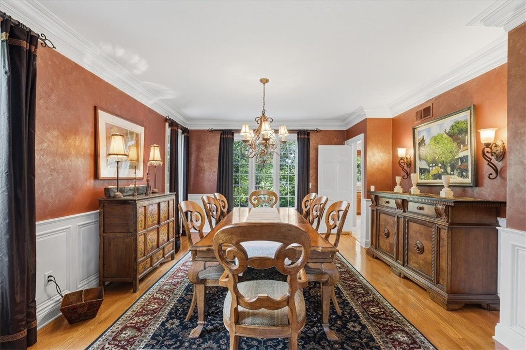 117 Lyndhurst Cir