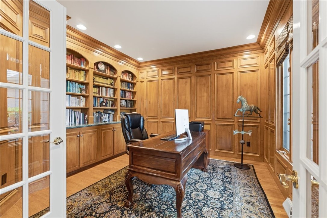 117 Lyndhurst Cir