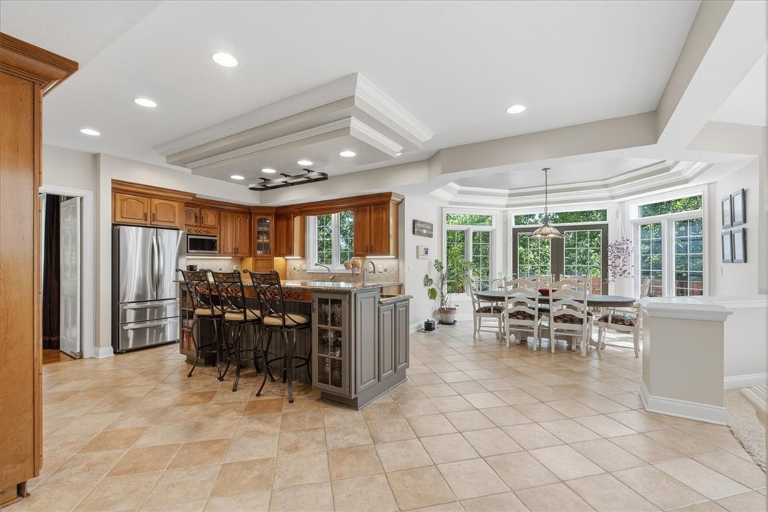117 Lyndhurst Cir
