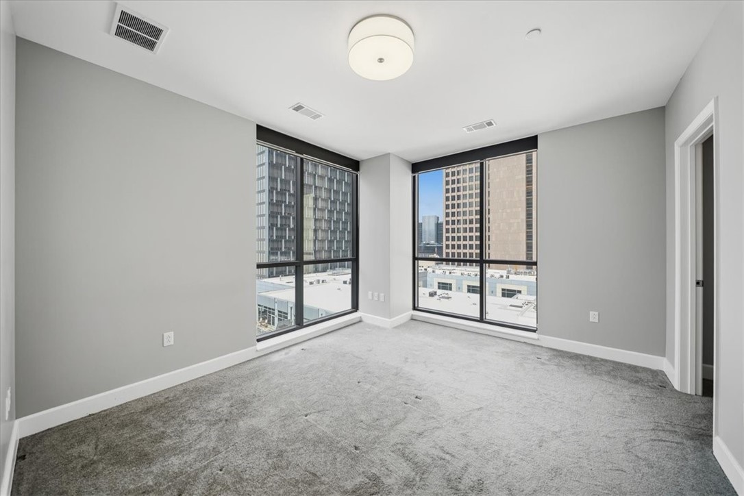 350 Oliver Ave 1101