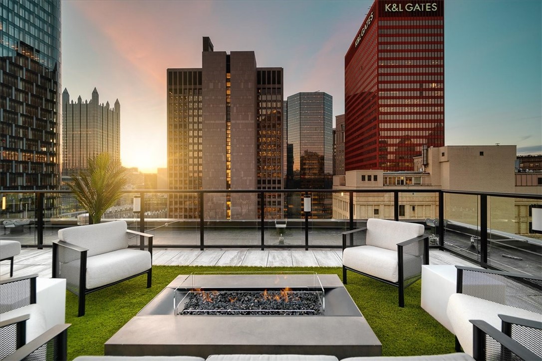 350 Oliver Ave 1101