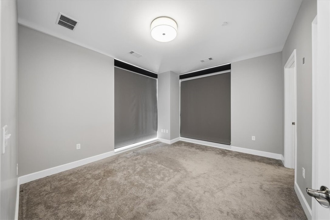 350 Oliver Ave 1101
