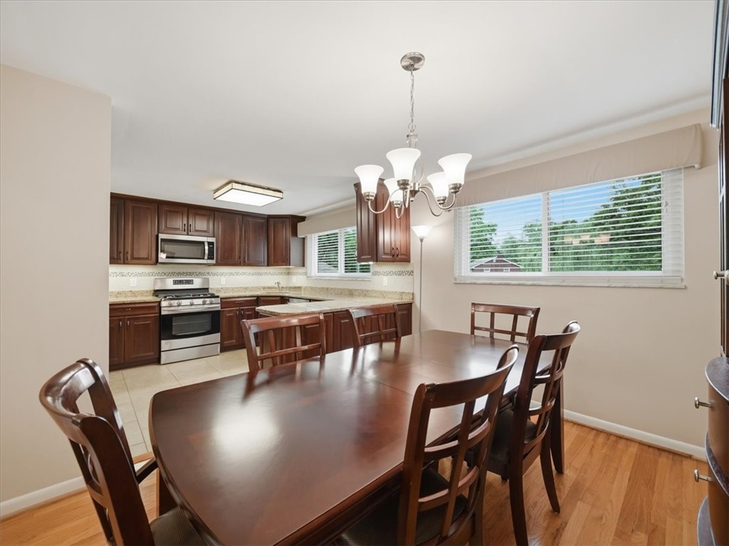 8424 Edwood Rd