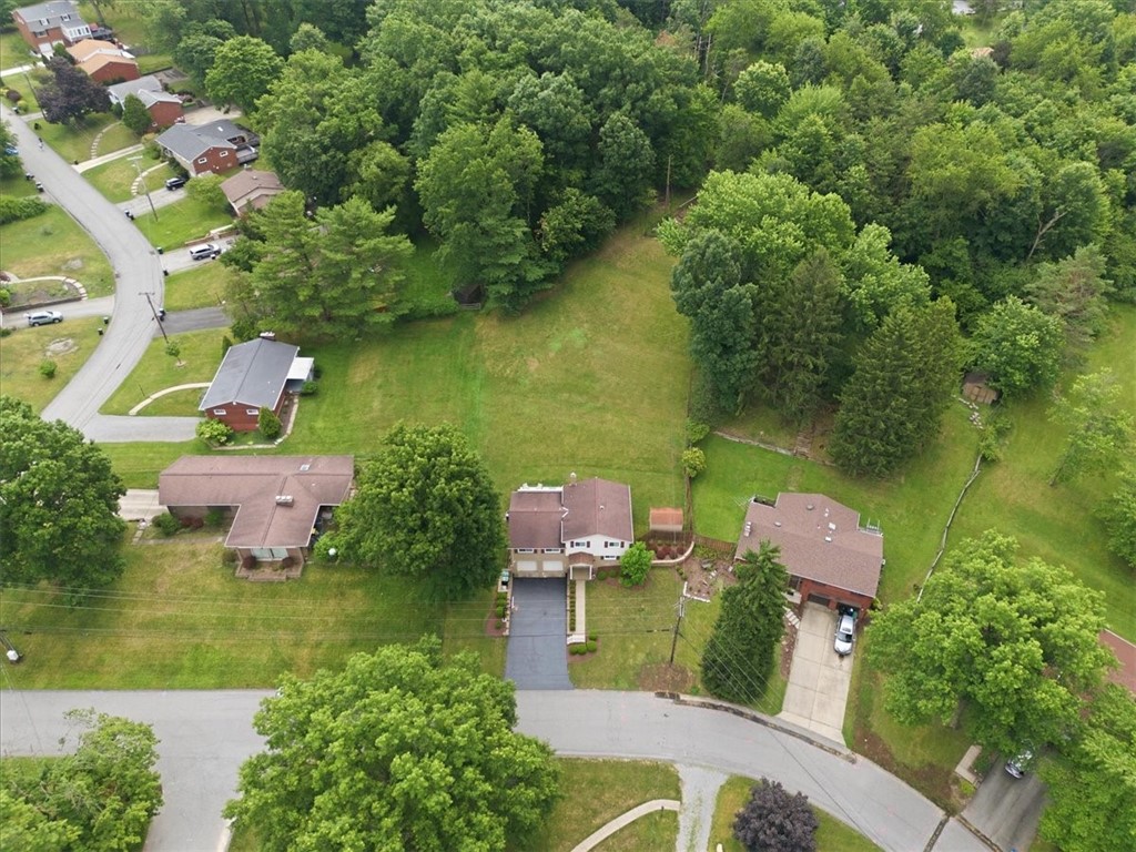 8424 Edwood Rd