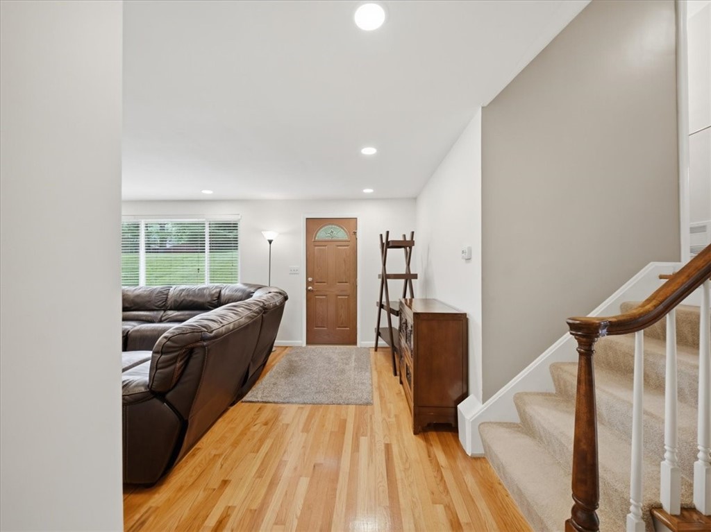 8424 Edwood Rd