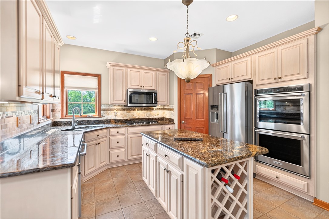 200 Chadborne Ct