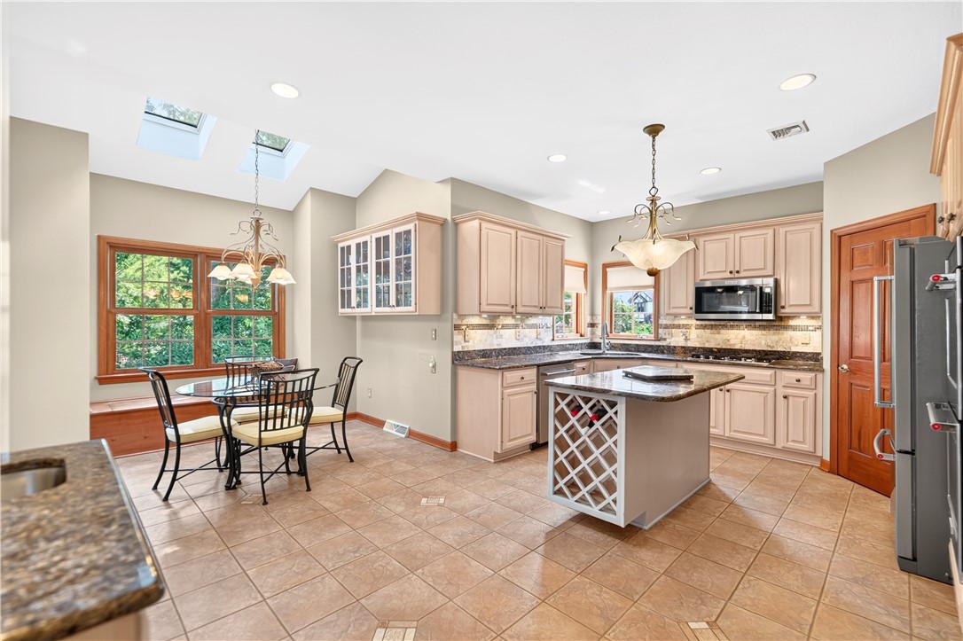 200 Chadborne Ct