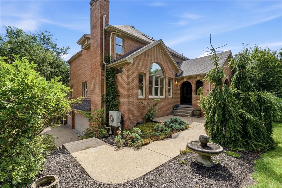 701 Placid Ct