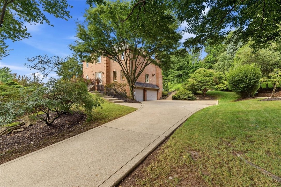 701 Placid Ct