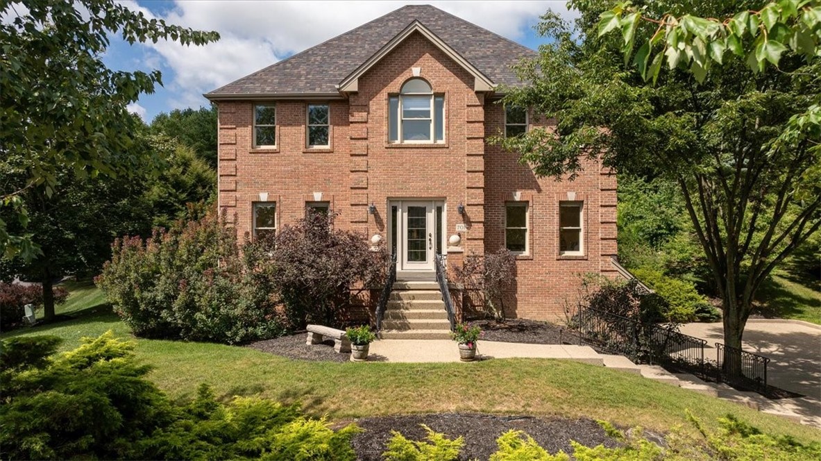 701 Placid Ct Adams Twp PA