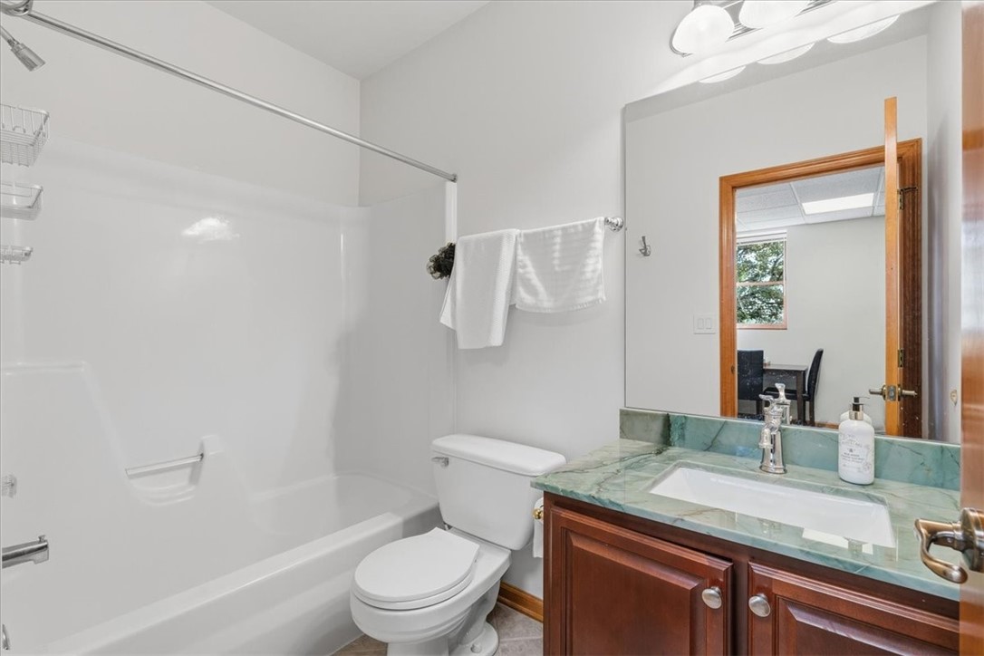 701 Placid Ct