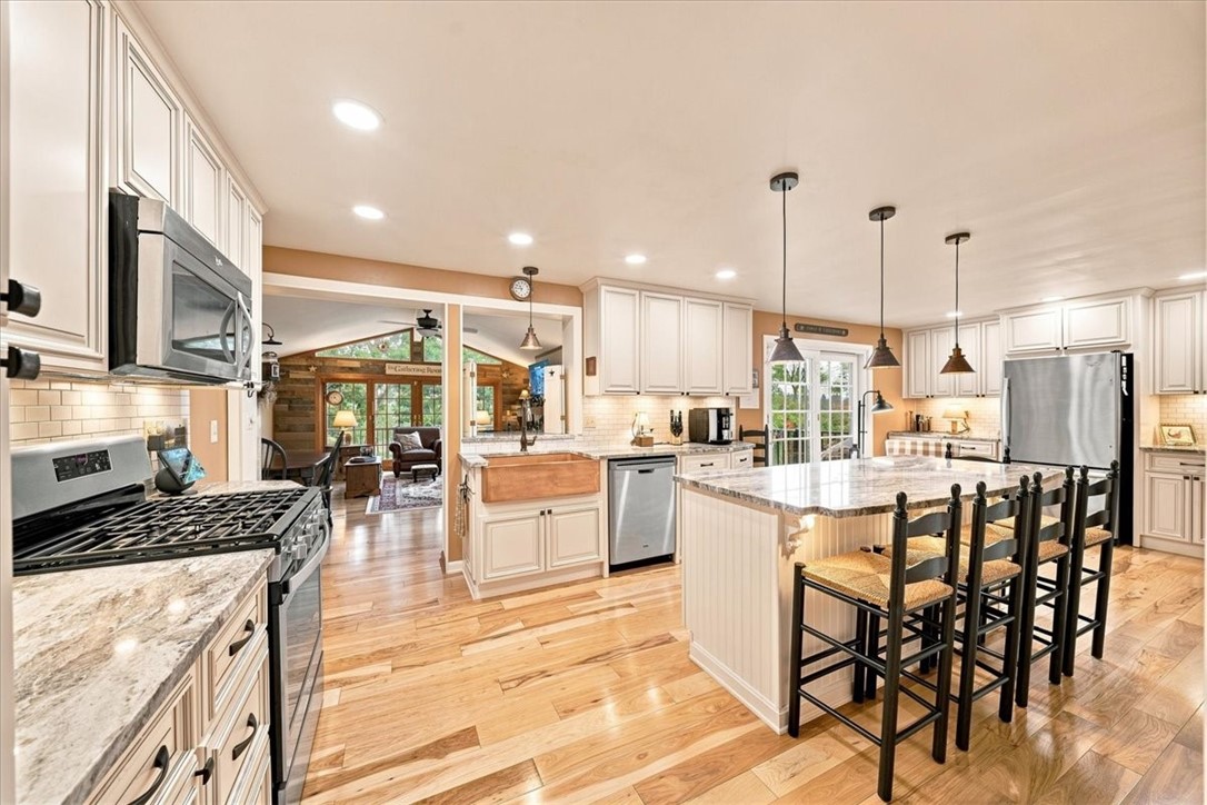 459 Troutwood Dr
