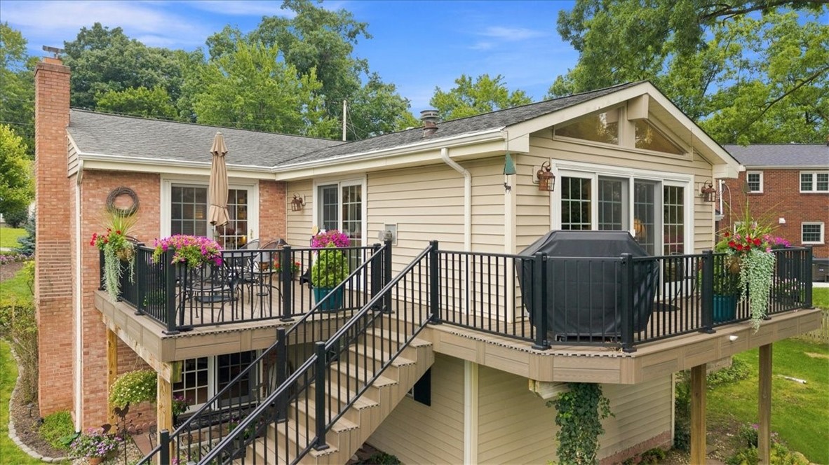 459 Troutwood Dr