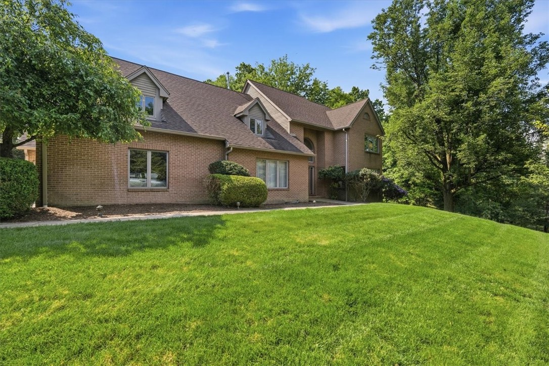210 Reichold Rd