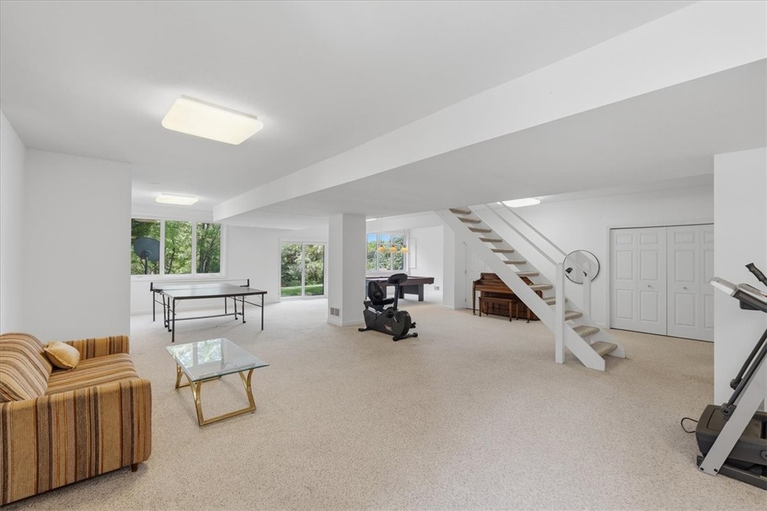 210 Reichold Rd