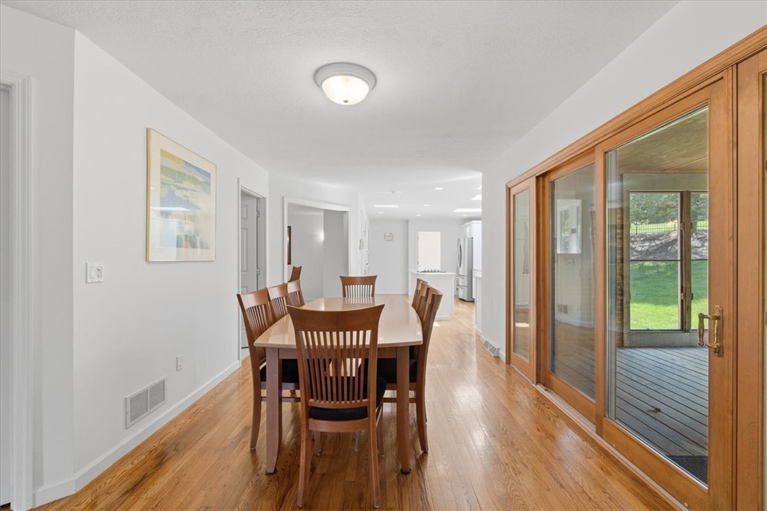 210 Reichold Rd