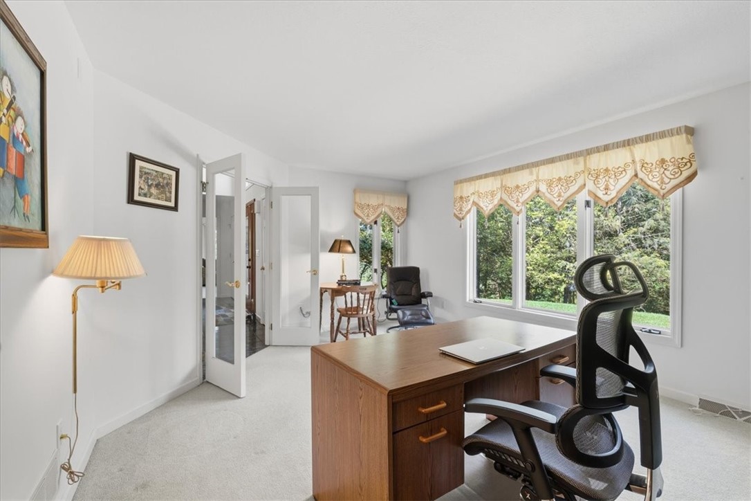 210 Reichold Rd