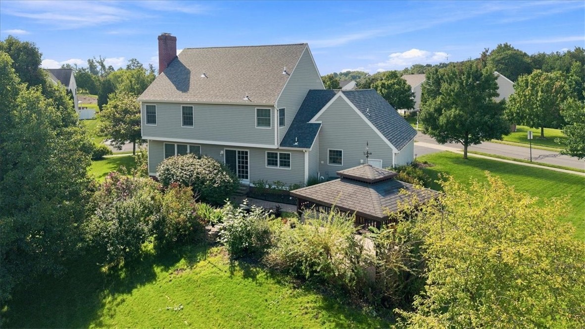 446 Crimson Dr