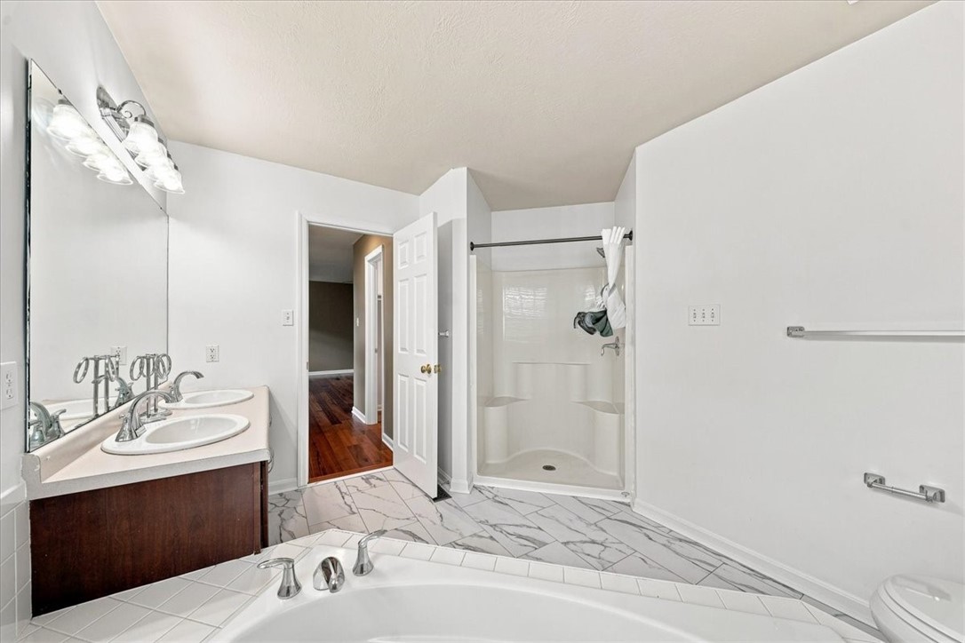 446 Crimson Dr