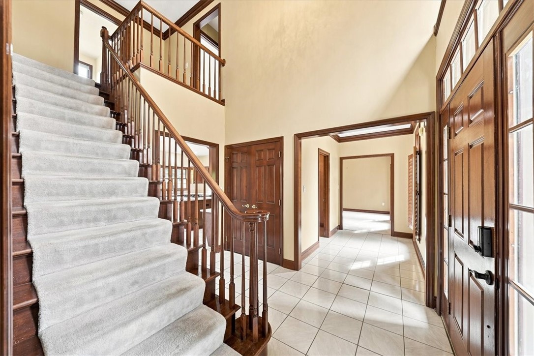 123 Foxwood Dr