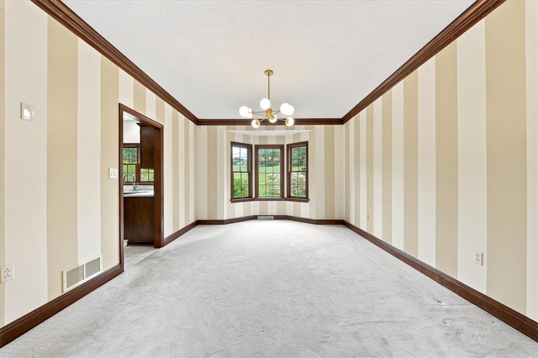123 Foxwood Dr