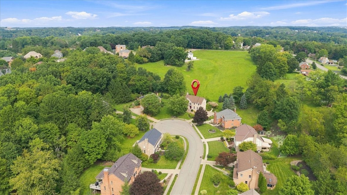 123 Foxwood Dr