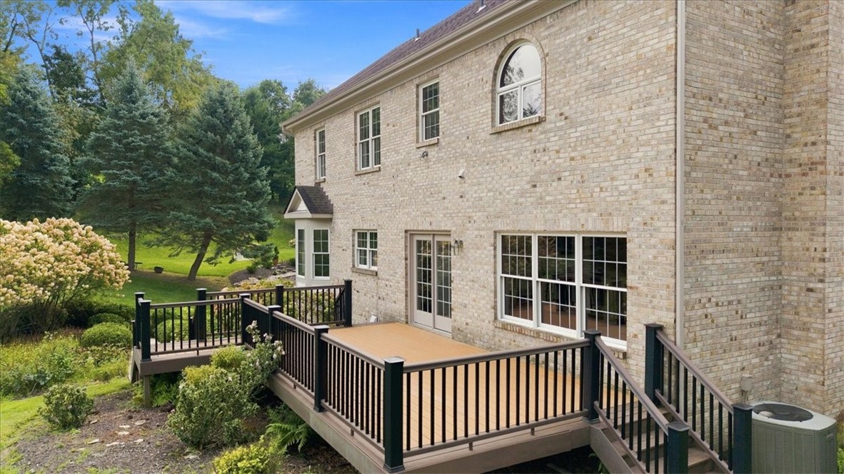 123 Foxwood Dr