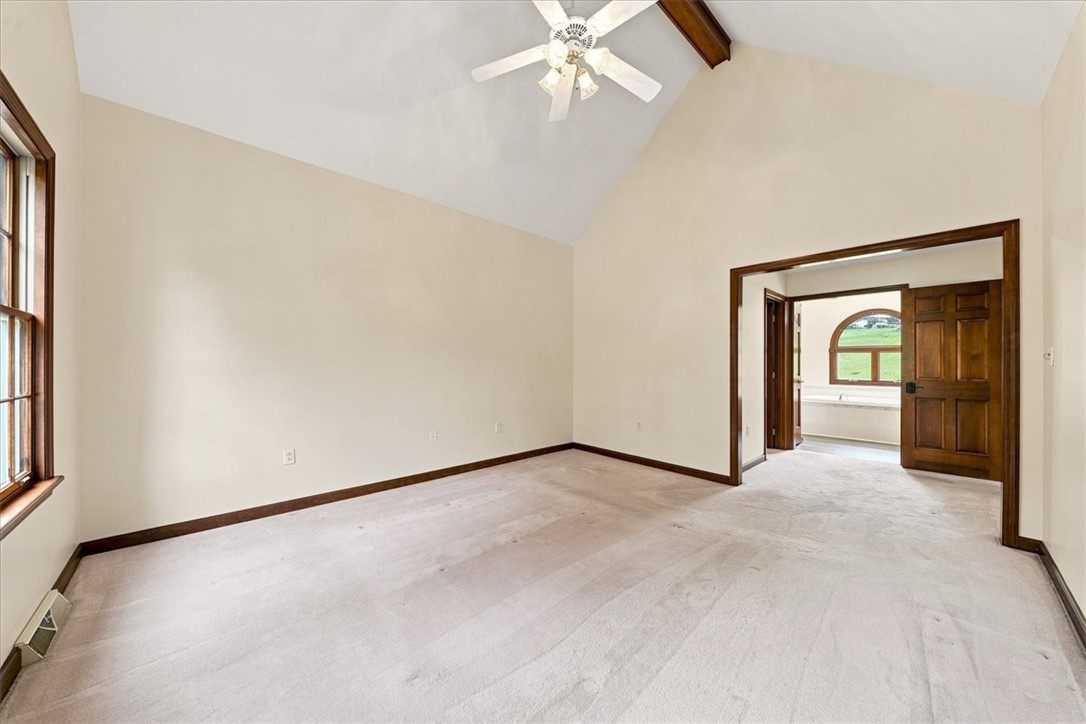 123 Foxwood Dr