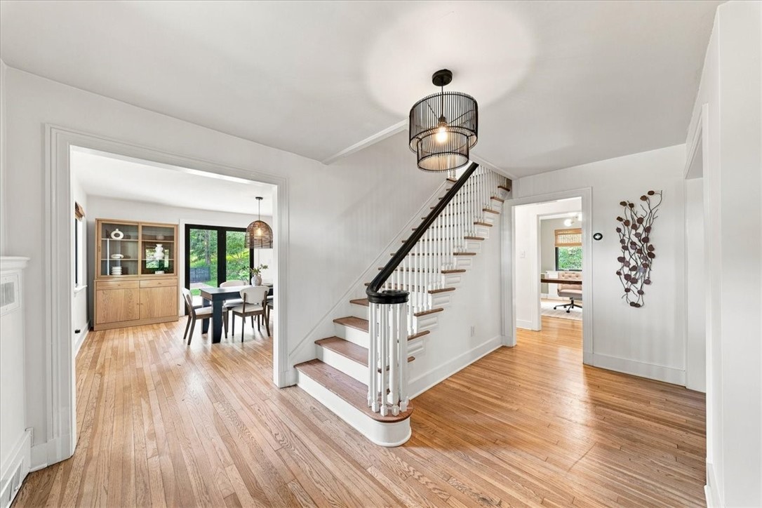 22 Priscilla Ln