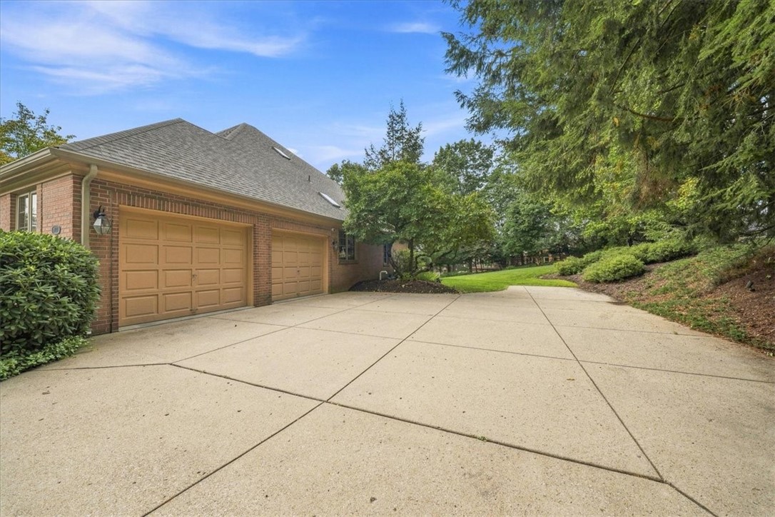 114 Hidden Valley Ct