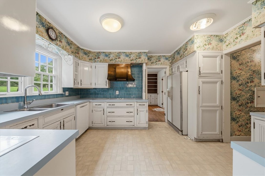 4448 Mount Royal Blvd