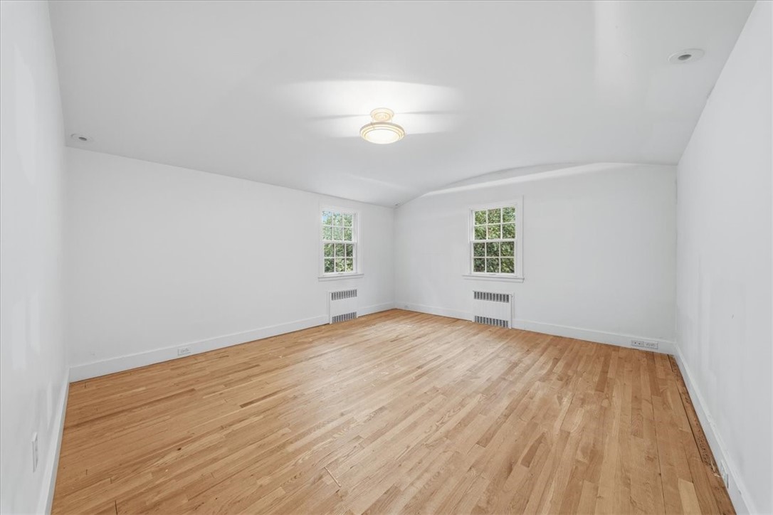4448 Mount Royal Blvd