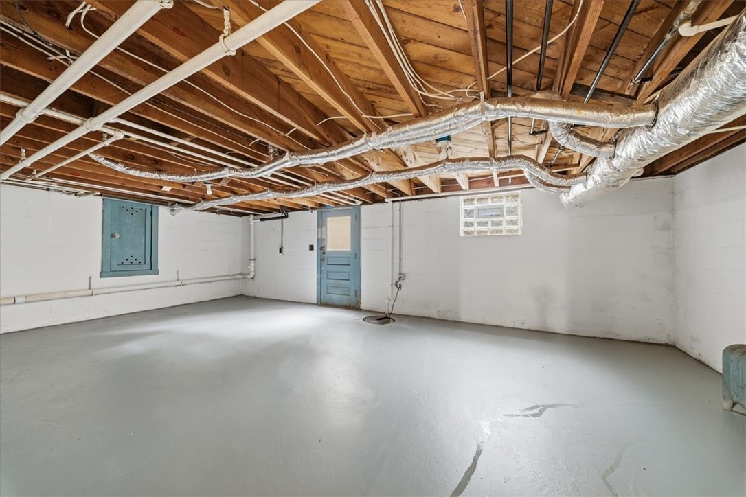 4448 Mount Royal Blvd