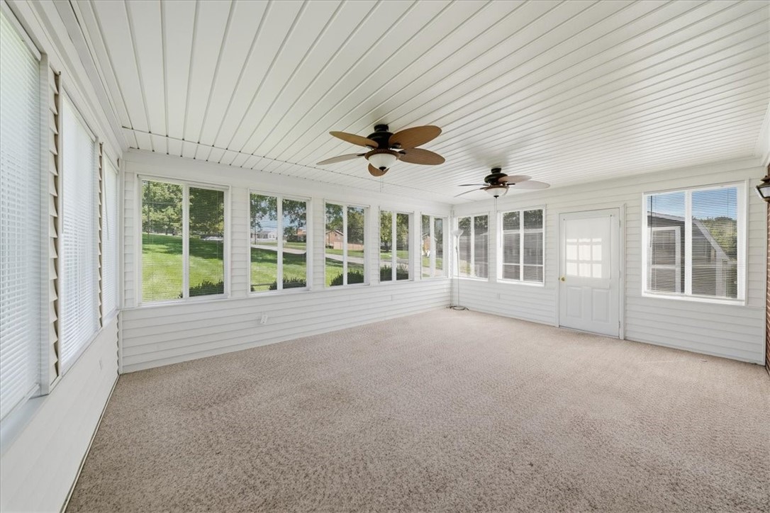 9428 Saratoga Dr
