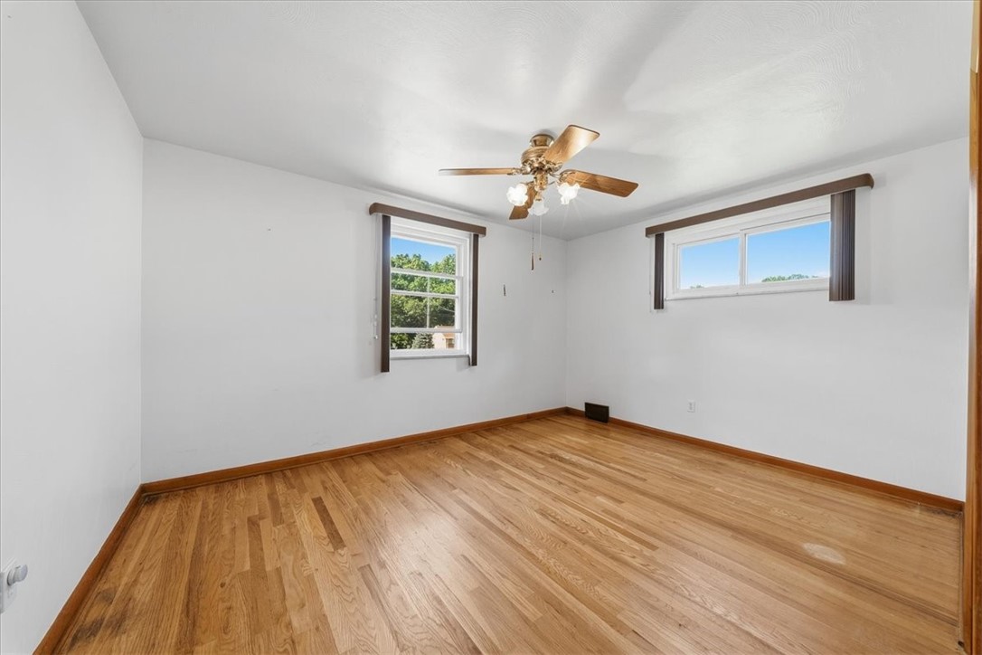 9428 Saratoga Dr