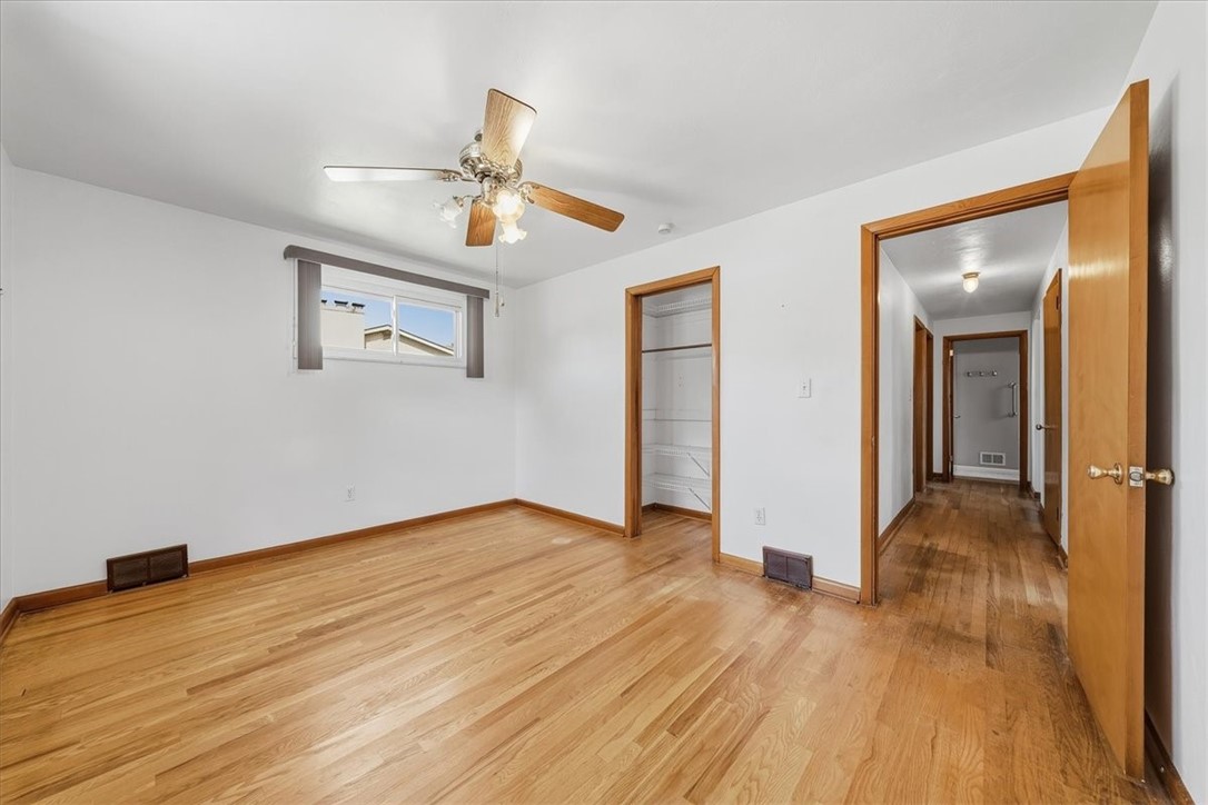 9428 Saratoga Dr