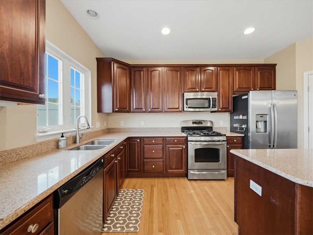 400 Fairgate Dr